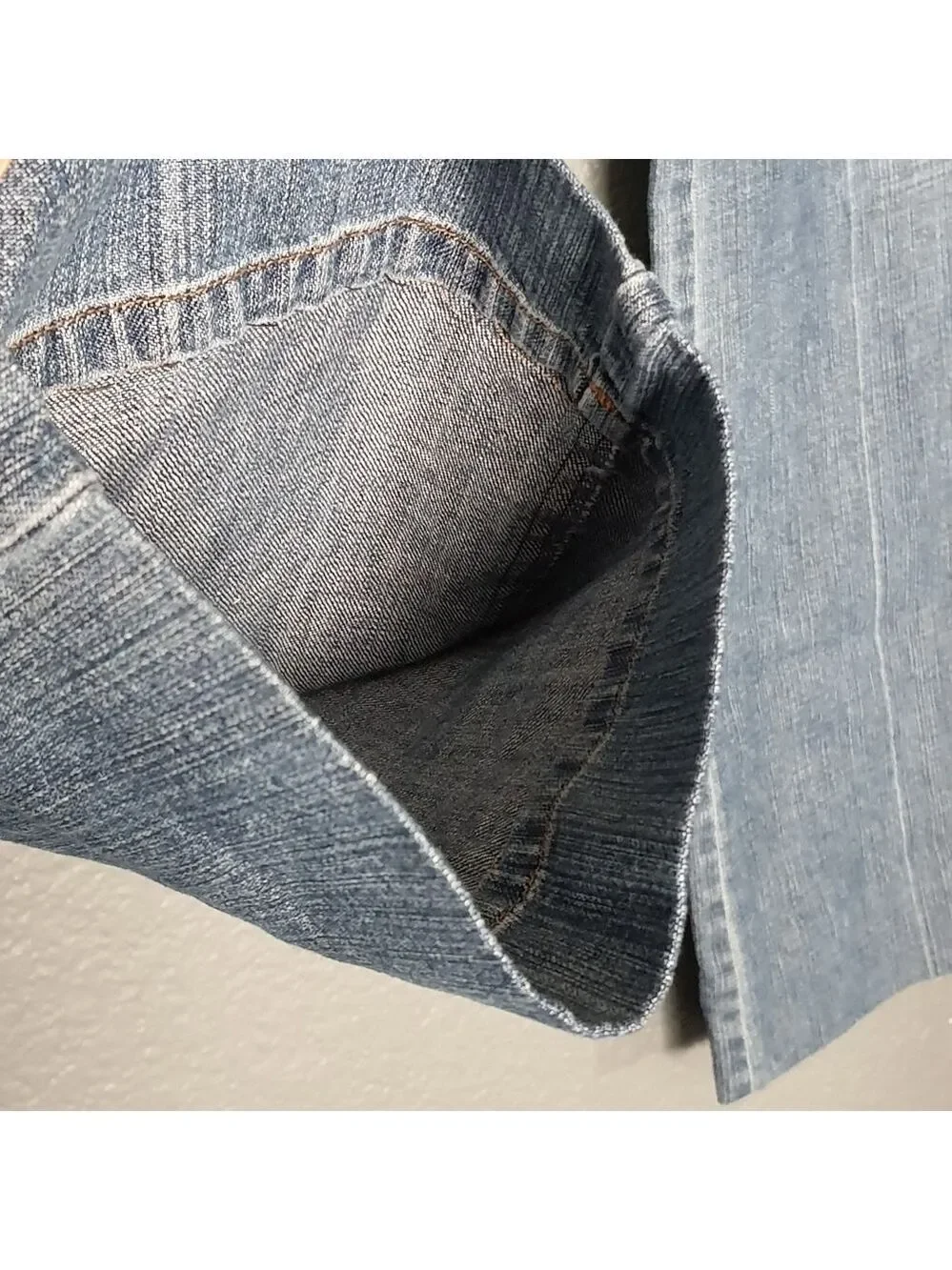 Wide Leg VNTG Jeans No Back Pocket 90s Altered Hem Y2k